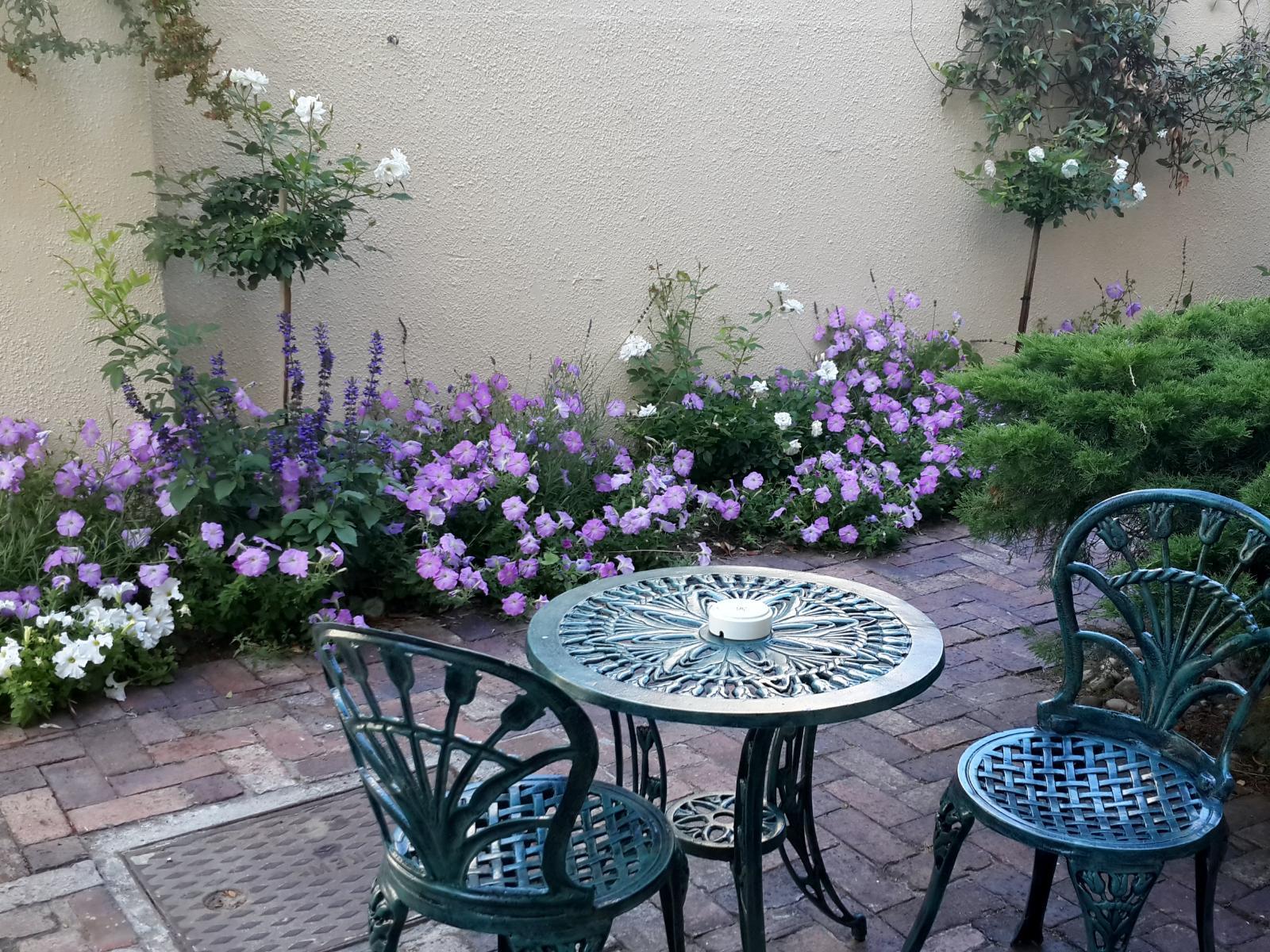 Riversong Guest House
