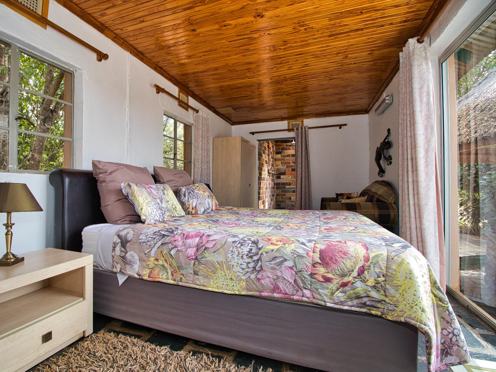 Roomtype 22: Photo of the whole room Nullarbor Cottages