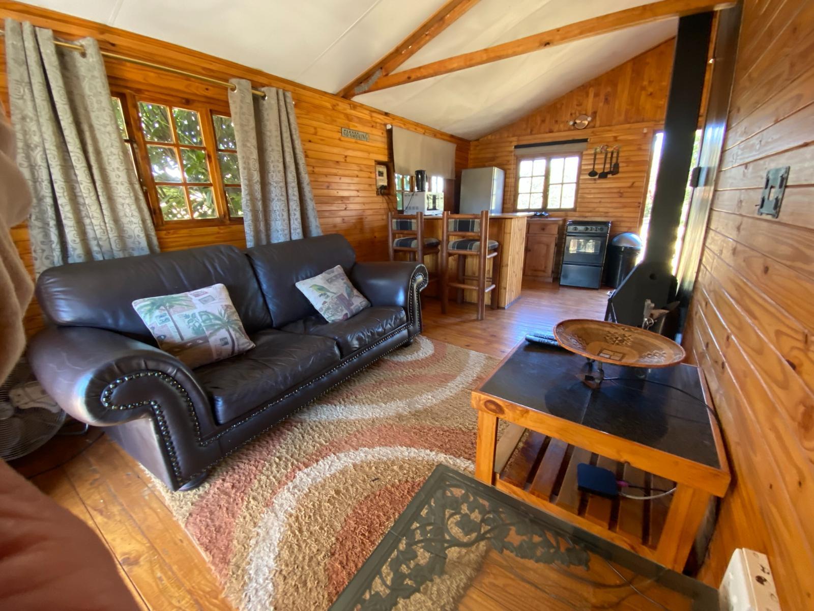 Roomtype 34: Photo of the whole room Nullarbor Cottages