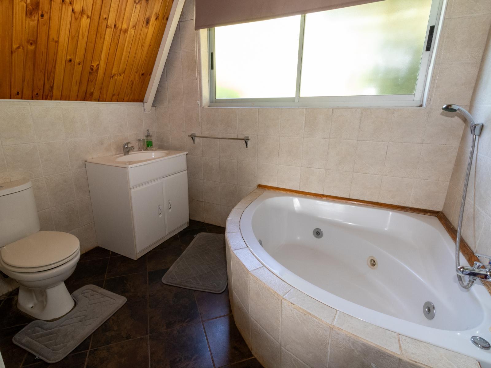 Roomtype 37: Bathroom Nullarbor Cottages