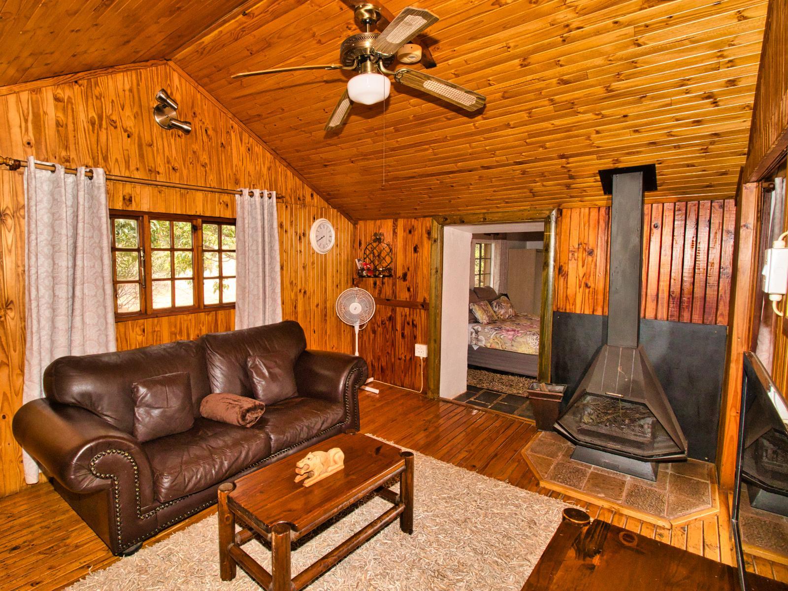 Roomtype 22: Photo of the whole room Nullarbor Cottages