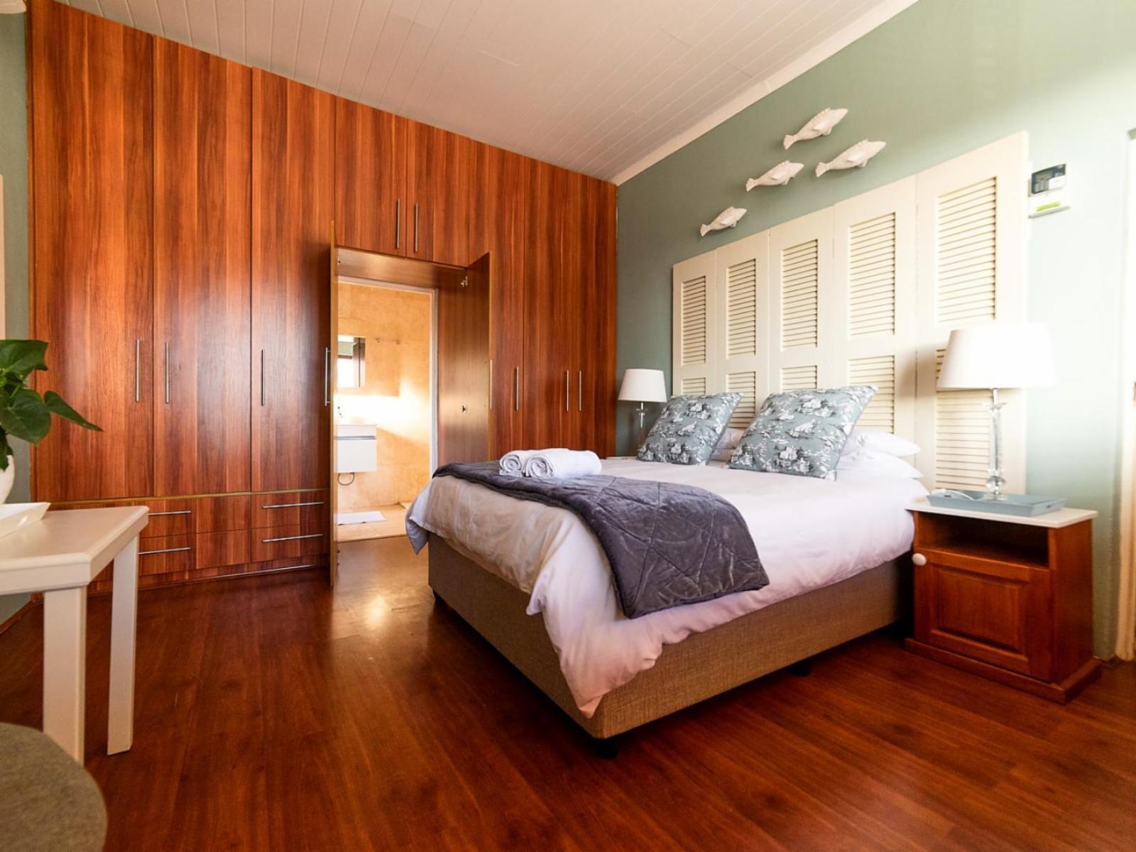 Roomtype 34: Photo of the whole room Leeuwenzee Guest House