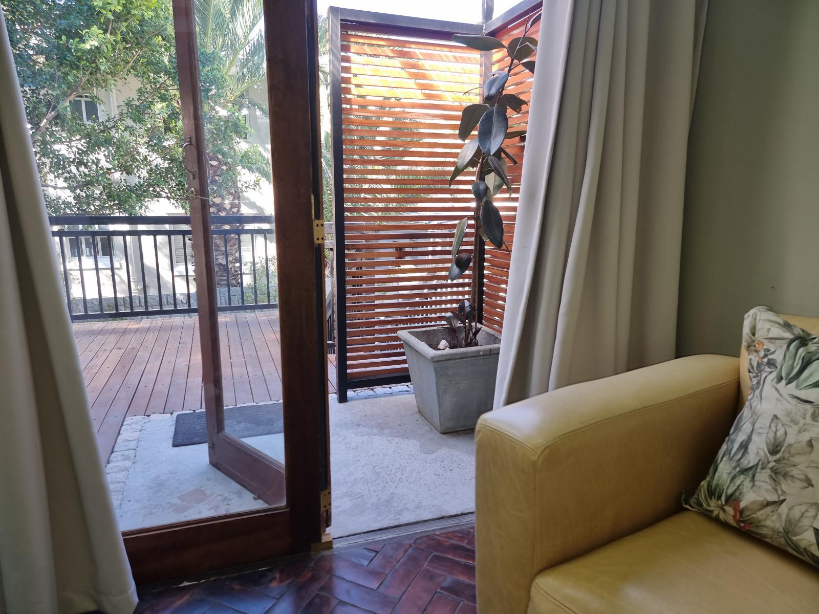 Roomtype 35: Photo of the whole room Leeuwenzee Guest House