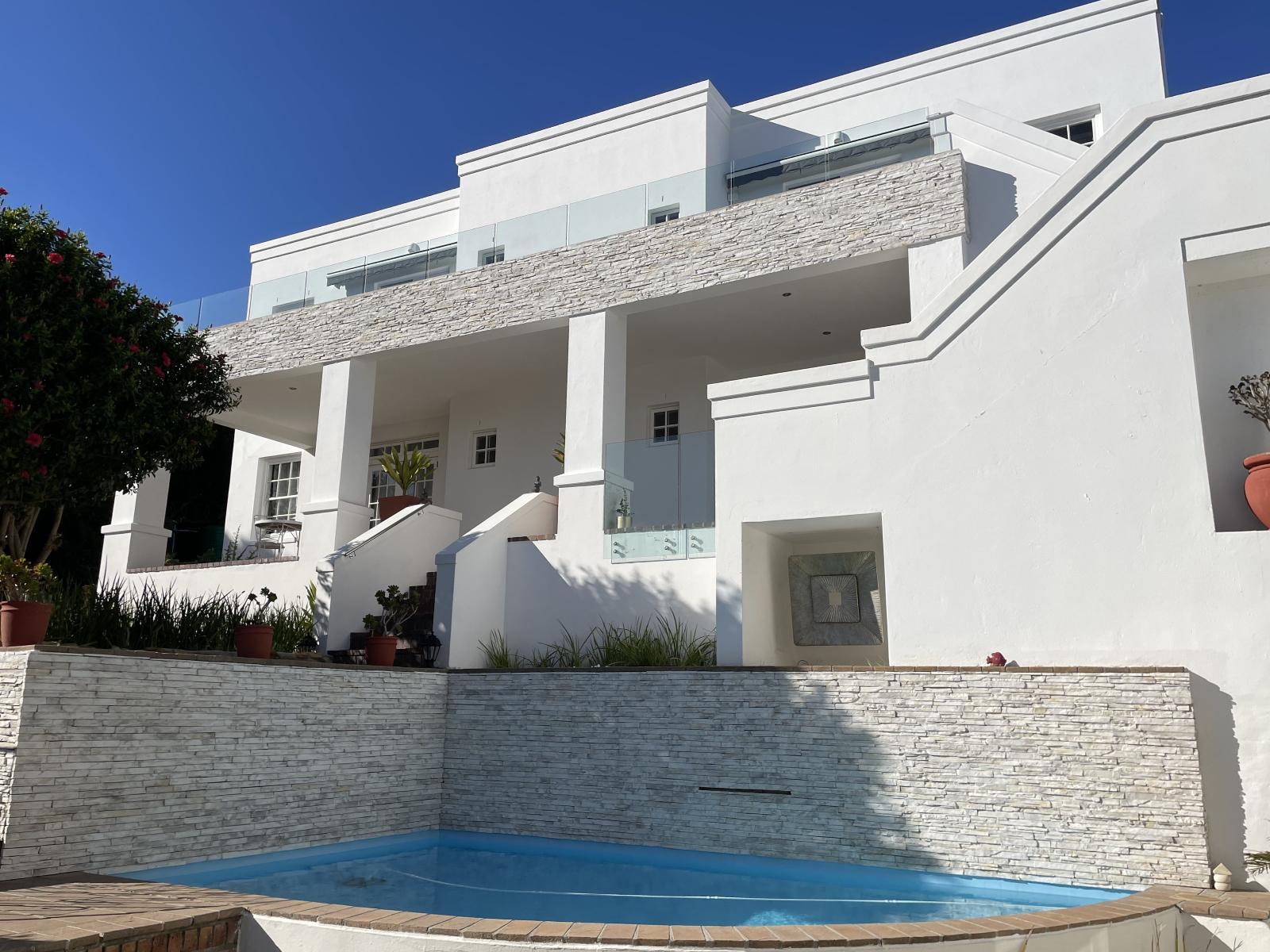 Manor on the Bay