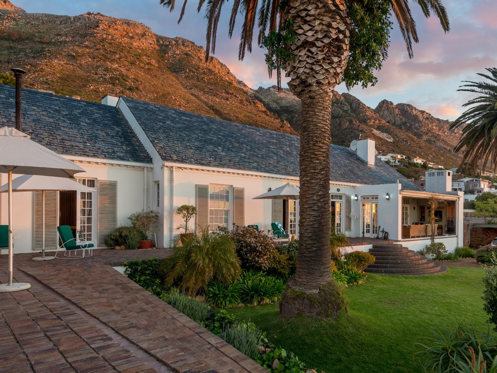 Manor on the Bay