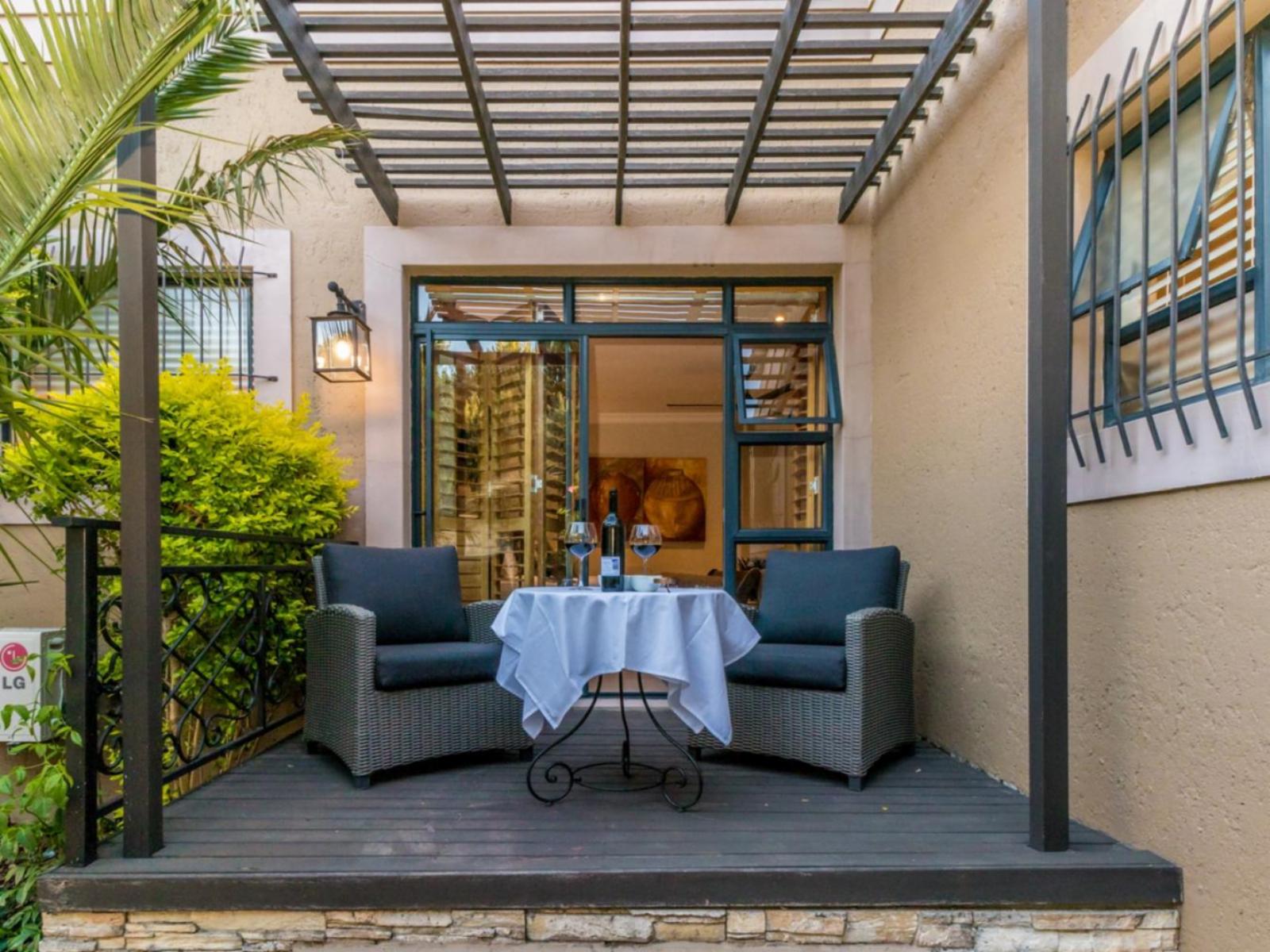 SW1 Luxury Guest Lodge