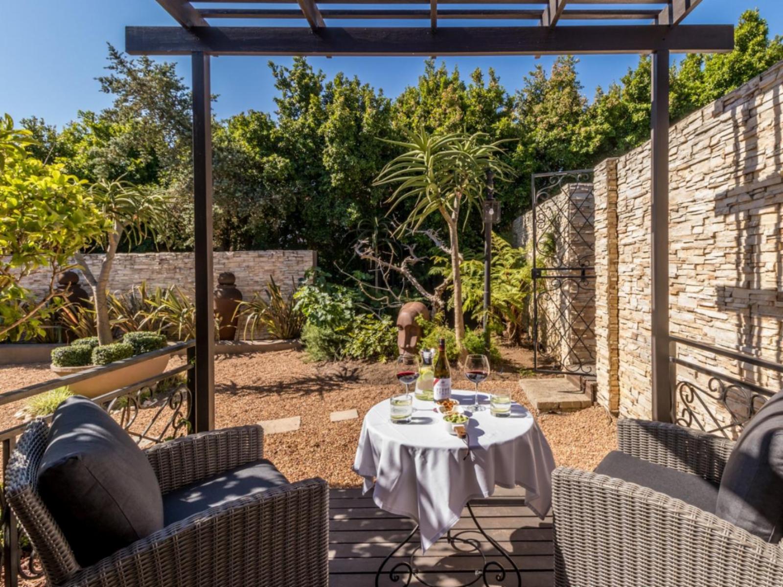 SW1 Luxury Guest Lodge