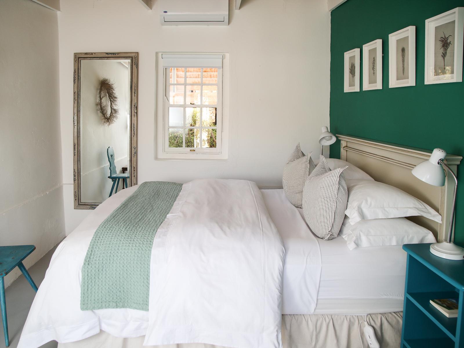 Roomtype 7: Bed Dennehof Karoo Guest House