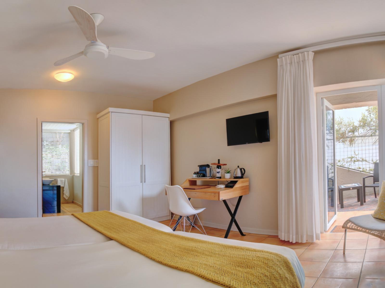 Roomtype 8: TV and multimedia Periwinkle Lodge