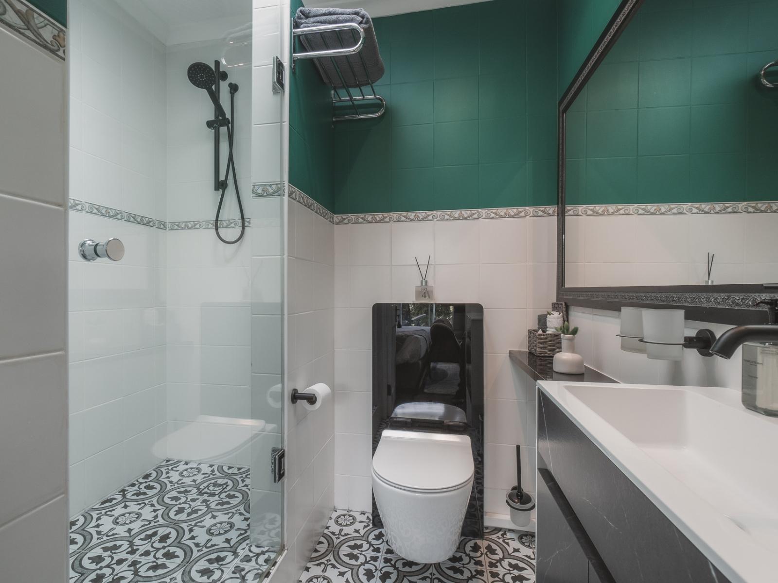 Roomtype 14: Bathroom The Dongola Guesthouse