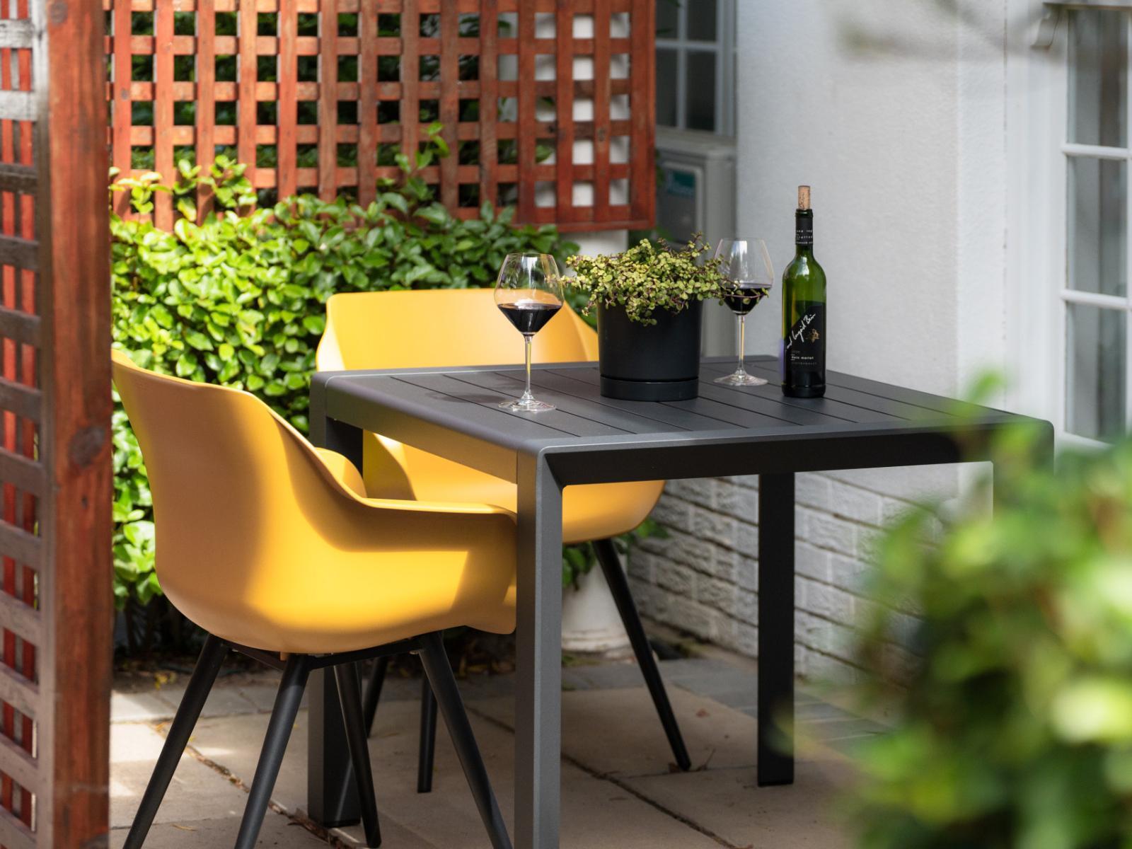 Roomtype 9: Balcony/Terrace The Dongola Guesthouse