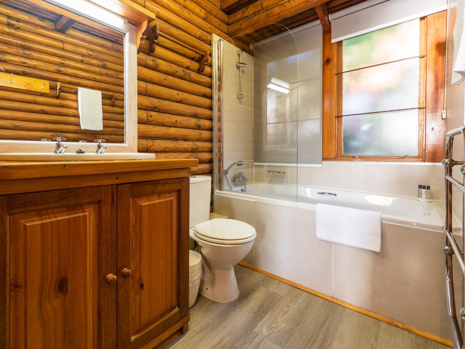 Under Milkwood Self Catering Chalets