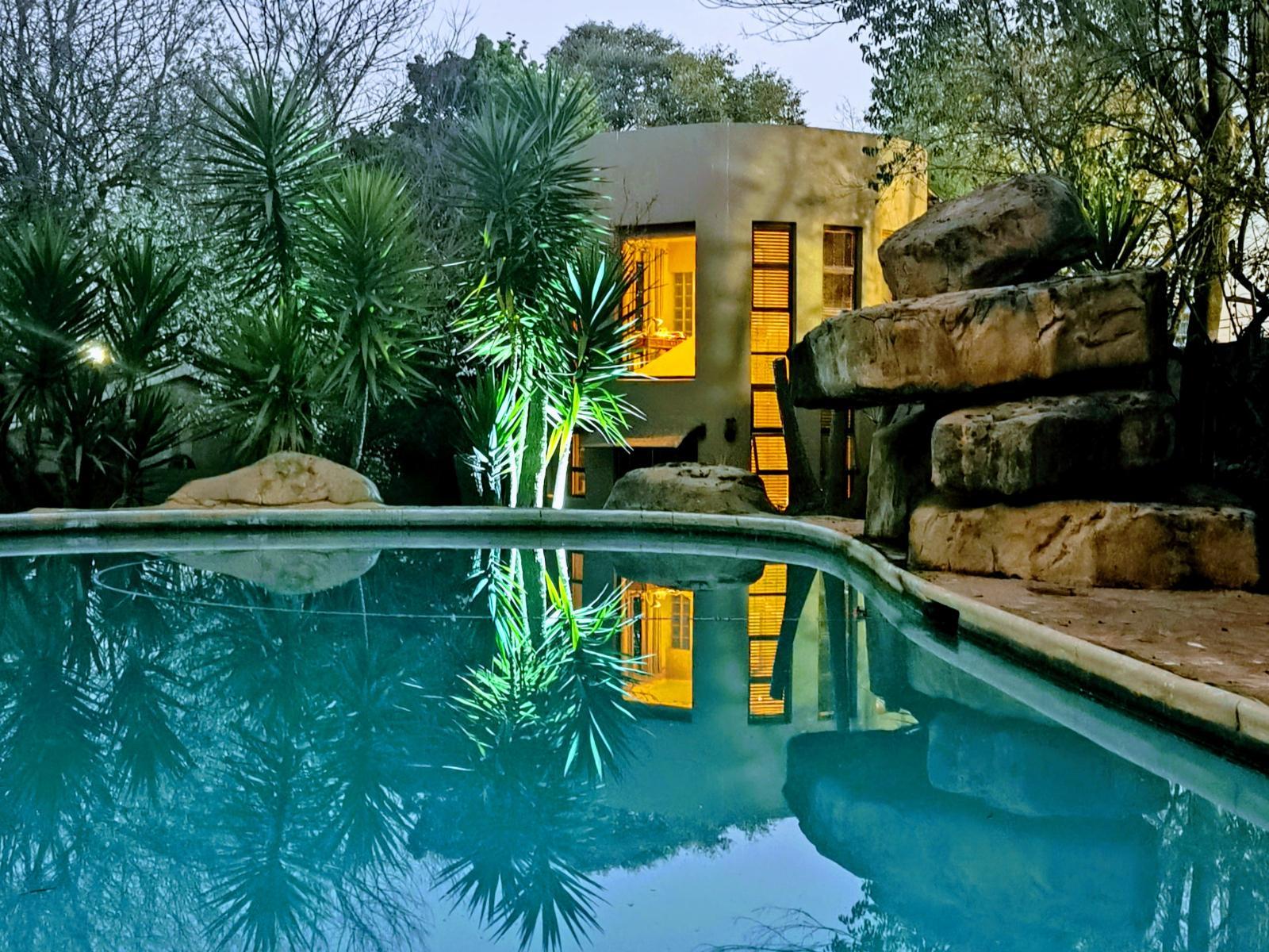 Moonflower Cottages