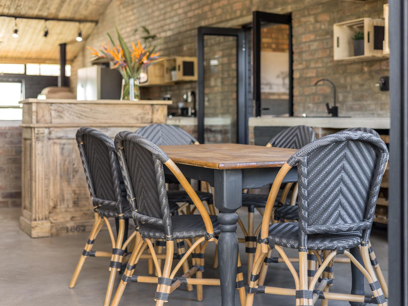 Roomtype 27: Breakfast area Avemore Apartments