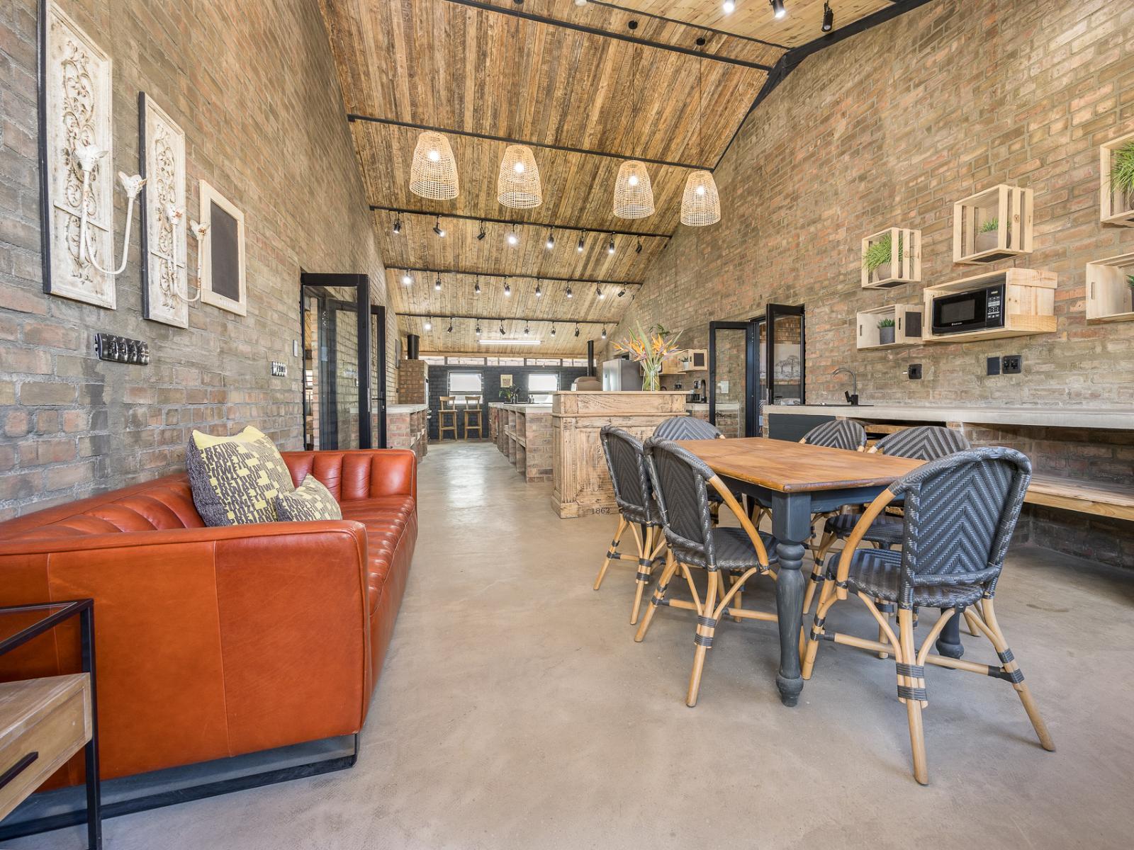 Roomtype 27: Breakfast area Avemore Apartments