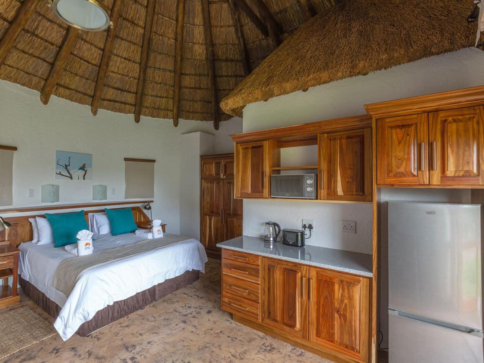 Mopane Bush Lodge