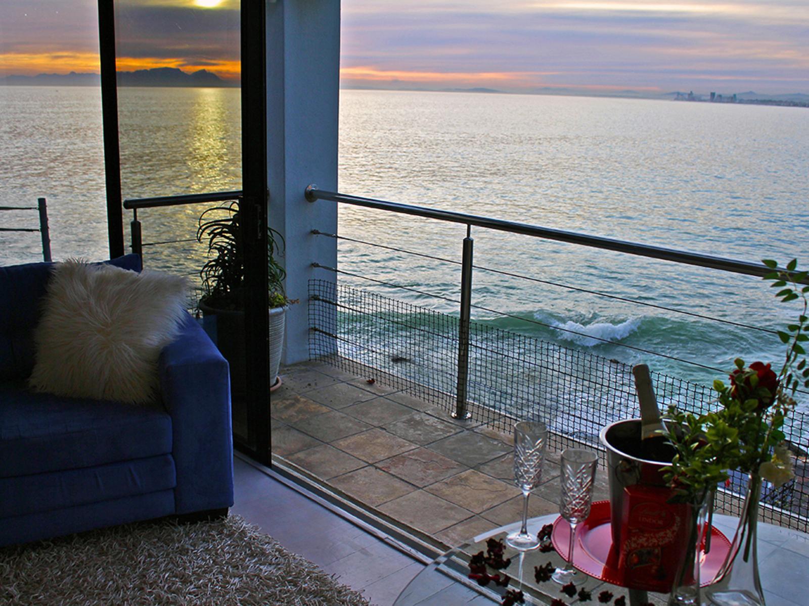 185 on BEACH - Boutique Suites and Apartments