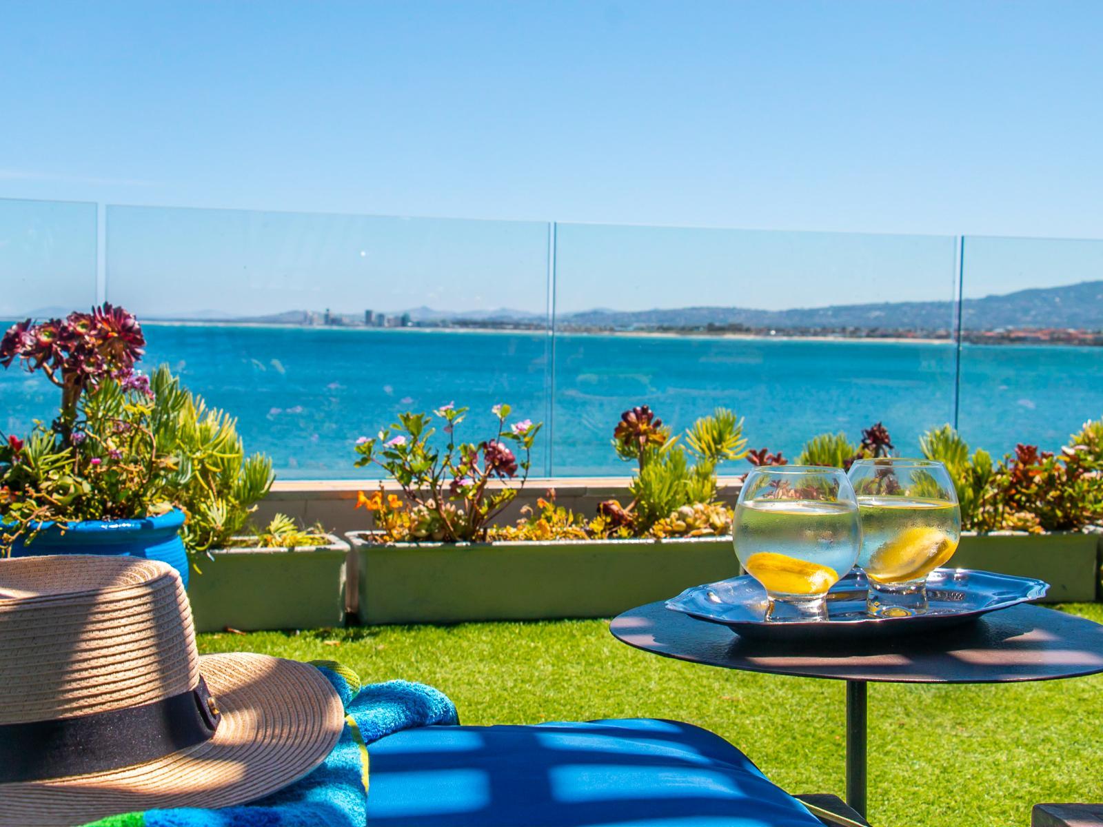 185 on BEACH - Boutique Suites and Apartments