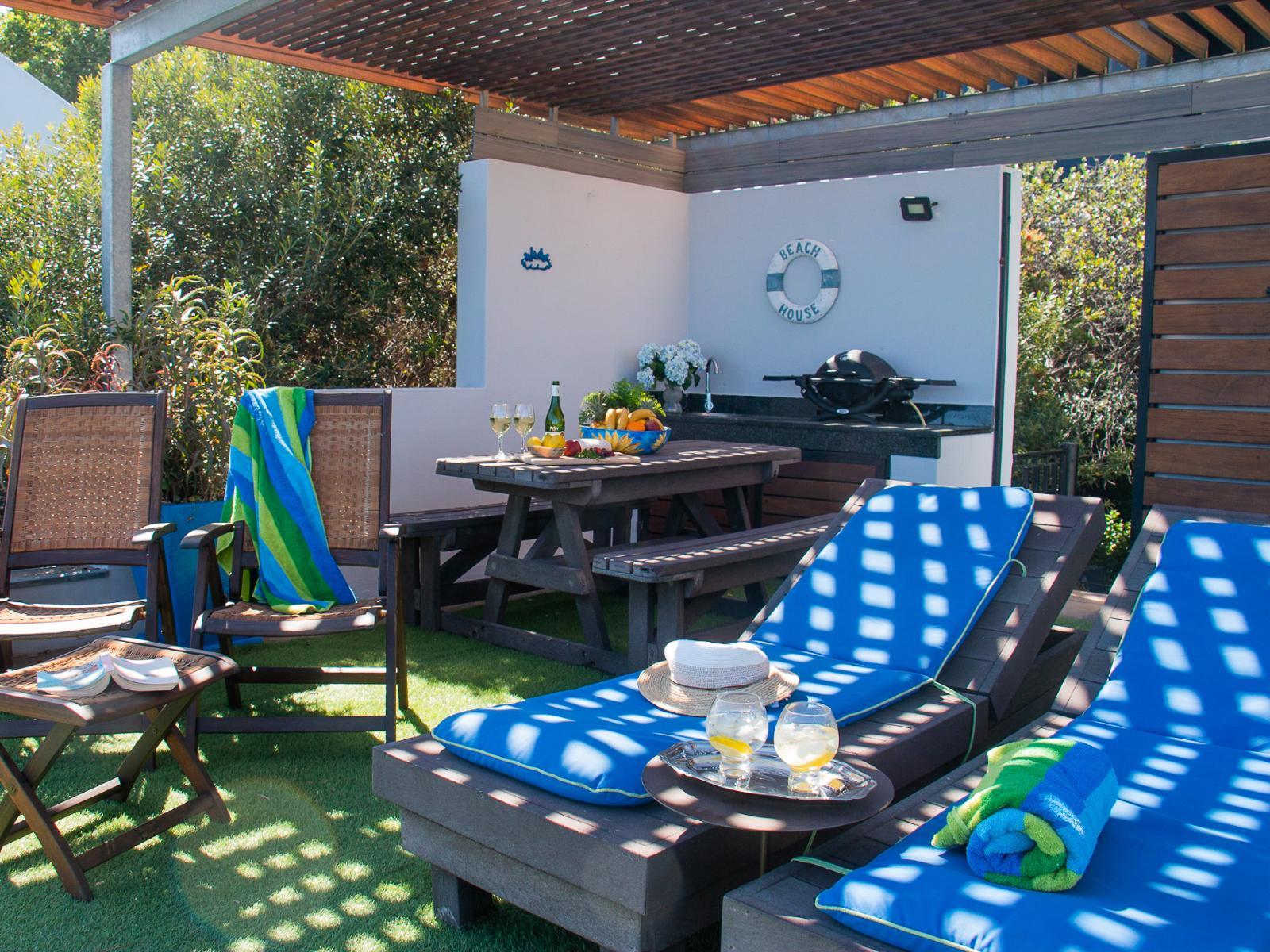 185 on BEACH - Boutique Suites and Apartments