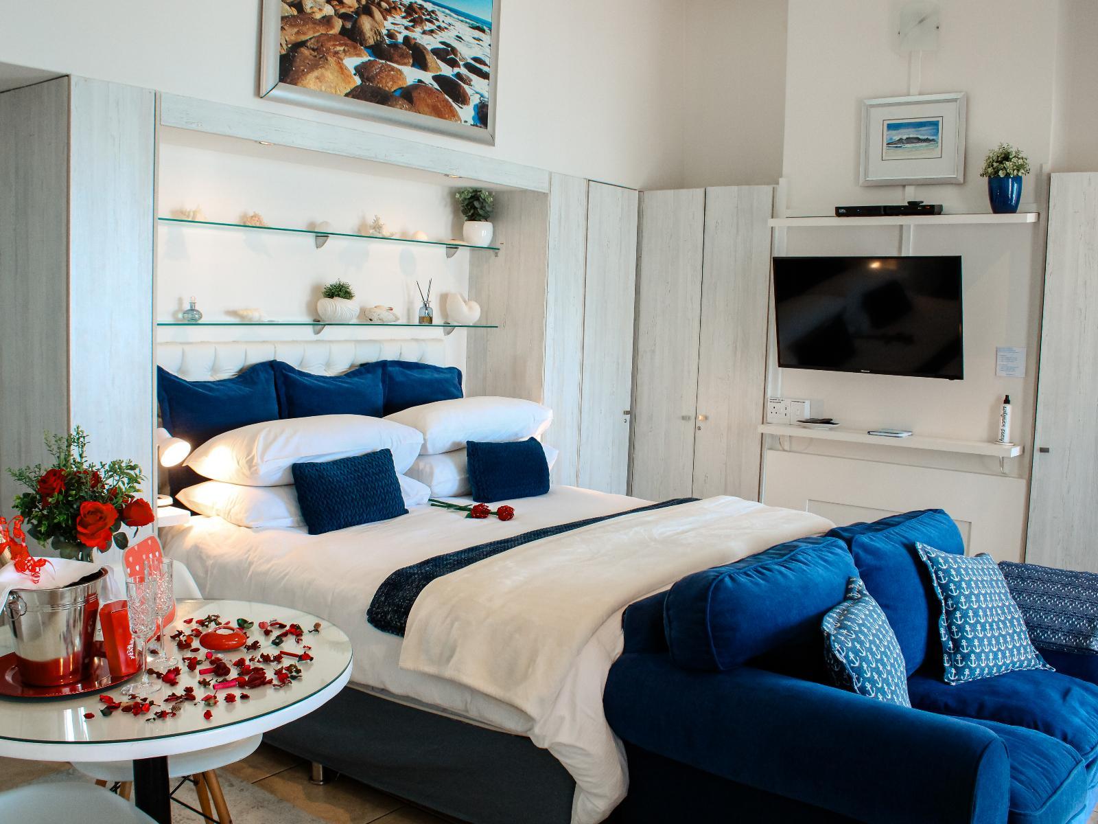 185 on BEACH - Boutique Suites and Apartments