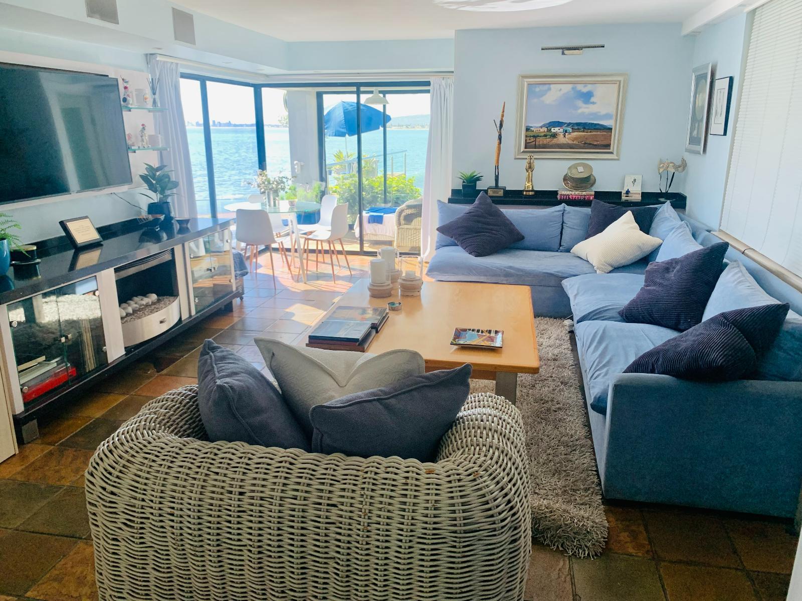 185 on BEACH - Boutique Suites and Apartments