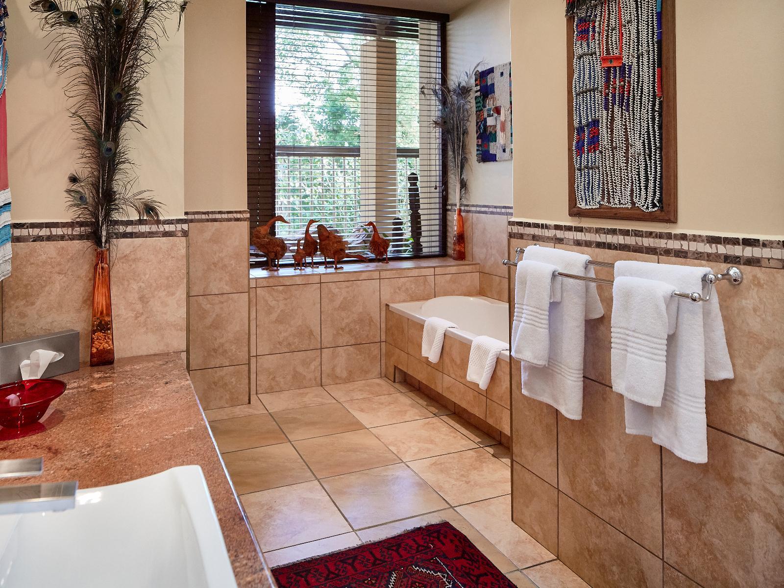 Roomtype 8: Bathroom Ammazulu African Palace