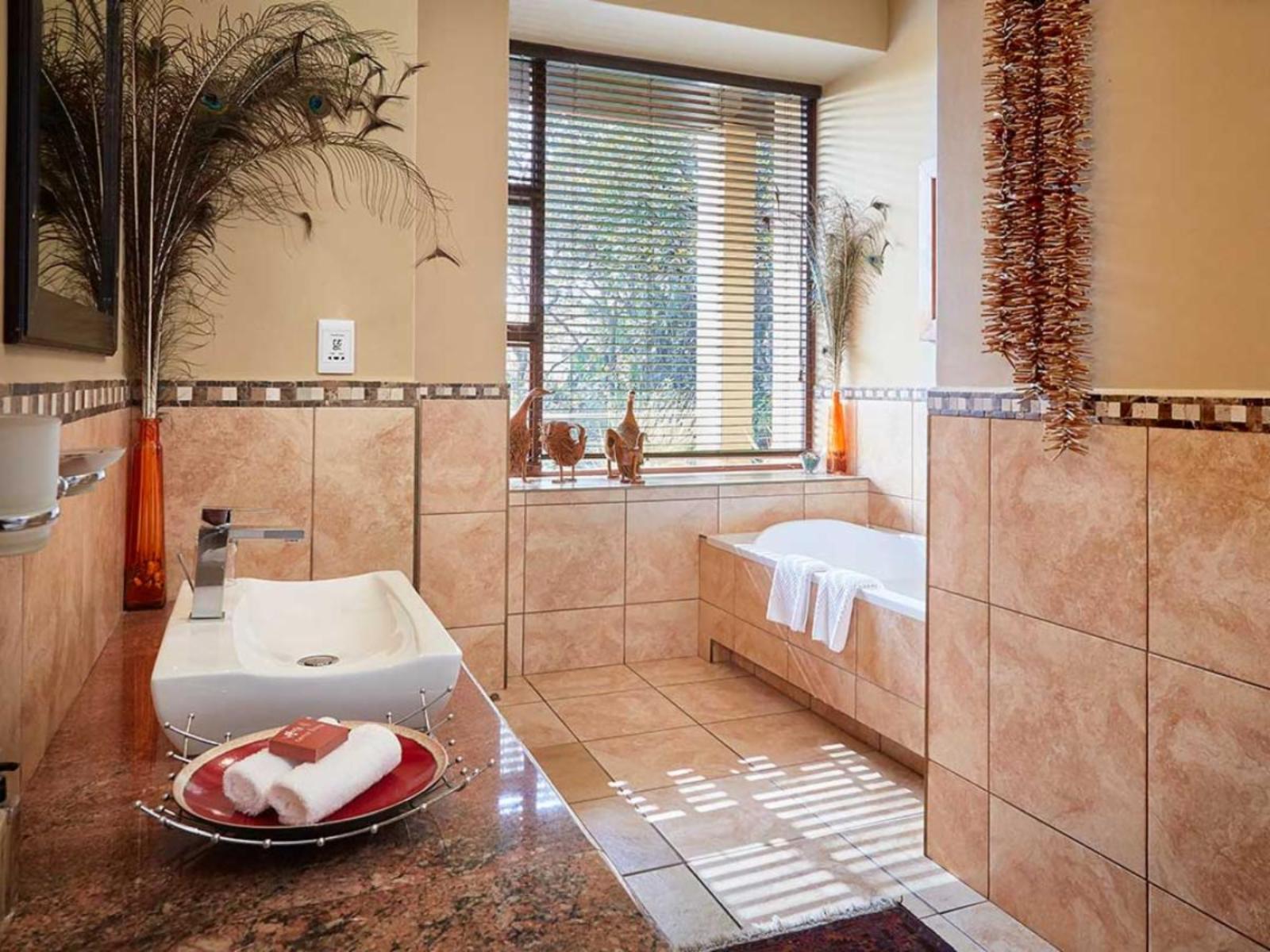 Roomtype 8: Bathroom Ammazulu African Palace