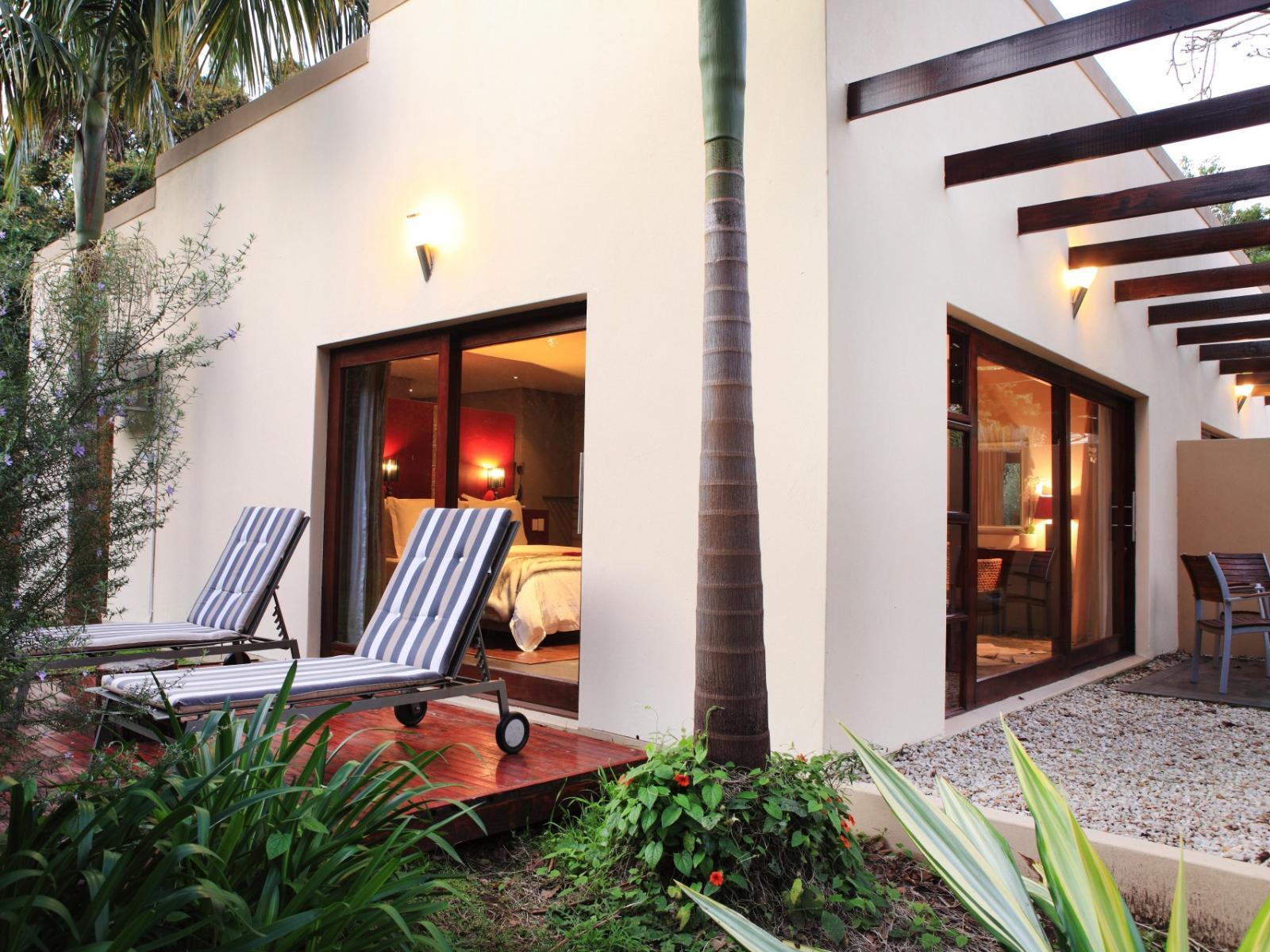 Roomtype 6: Balcony/Terrace Lily Pond Country Lodge
