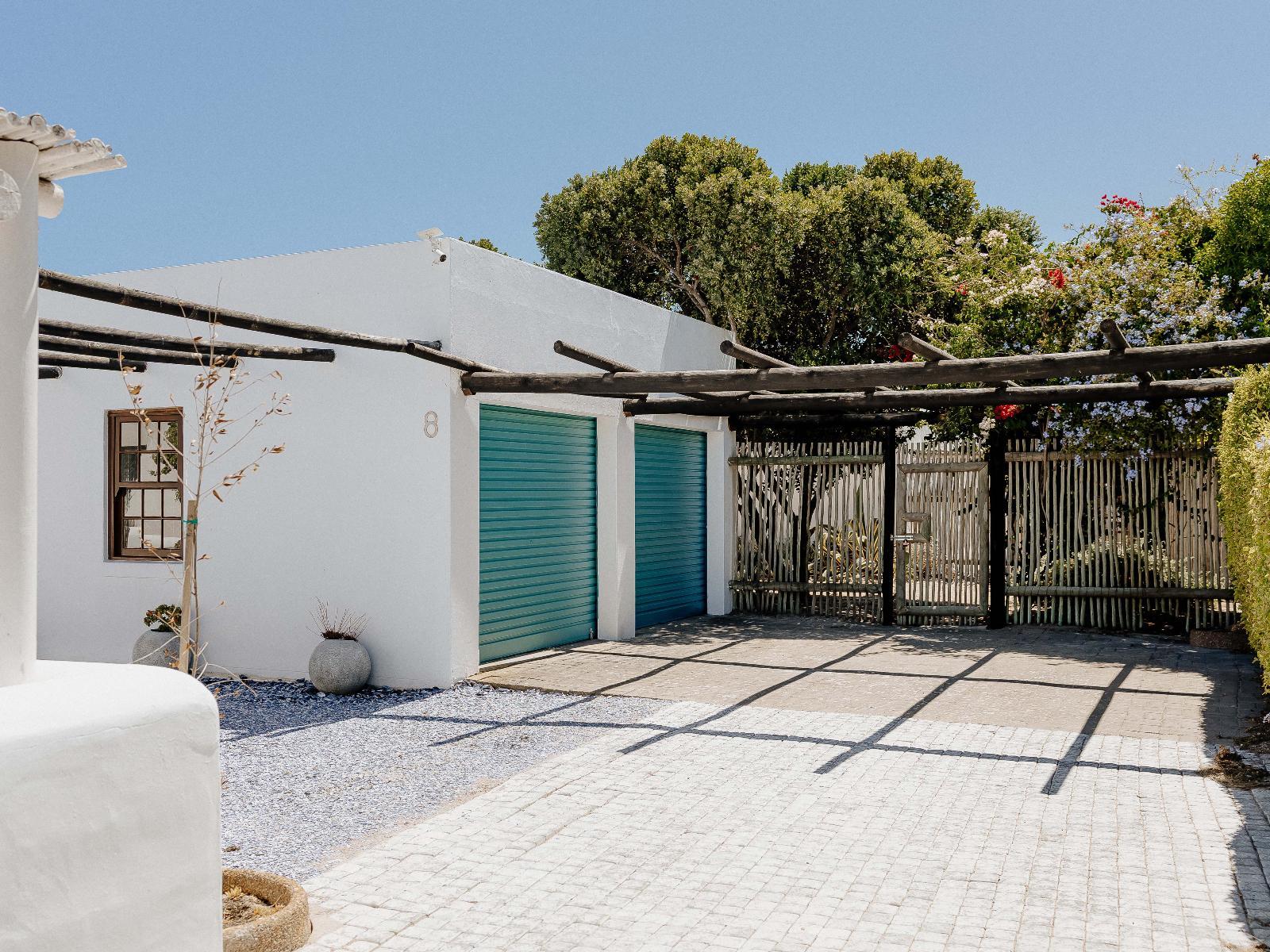 Roomtype 221: Garden Paternoster Rentals