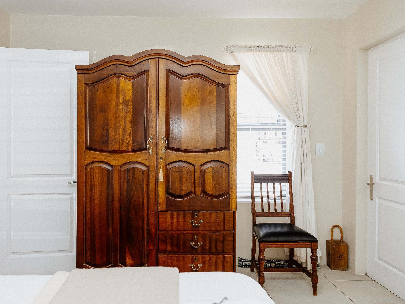 Roomtype 228: Decorative detail Paternoster Rentals