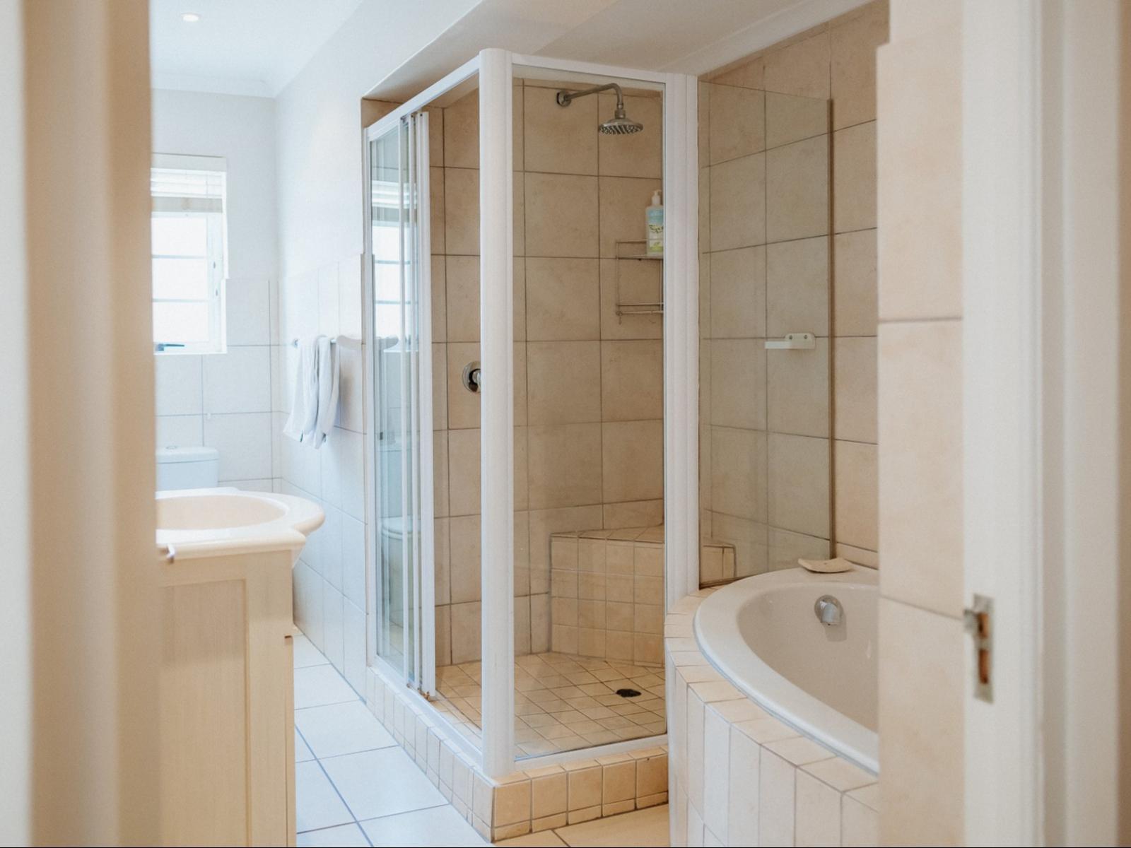 Roomtype 174: Bathroom Paternoster Rentals