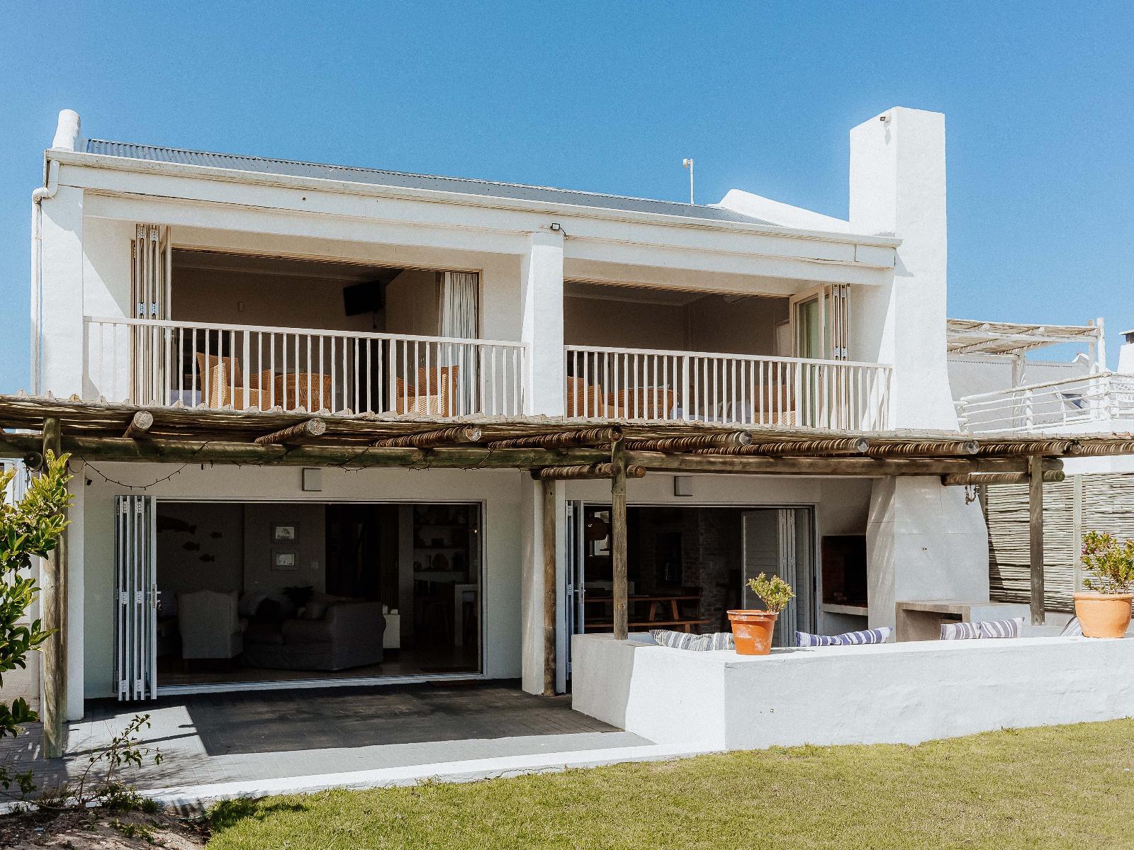 Roomtype 196: Photo of the whole room Paternoster Rentals