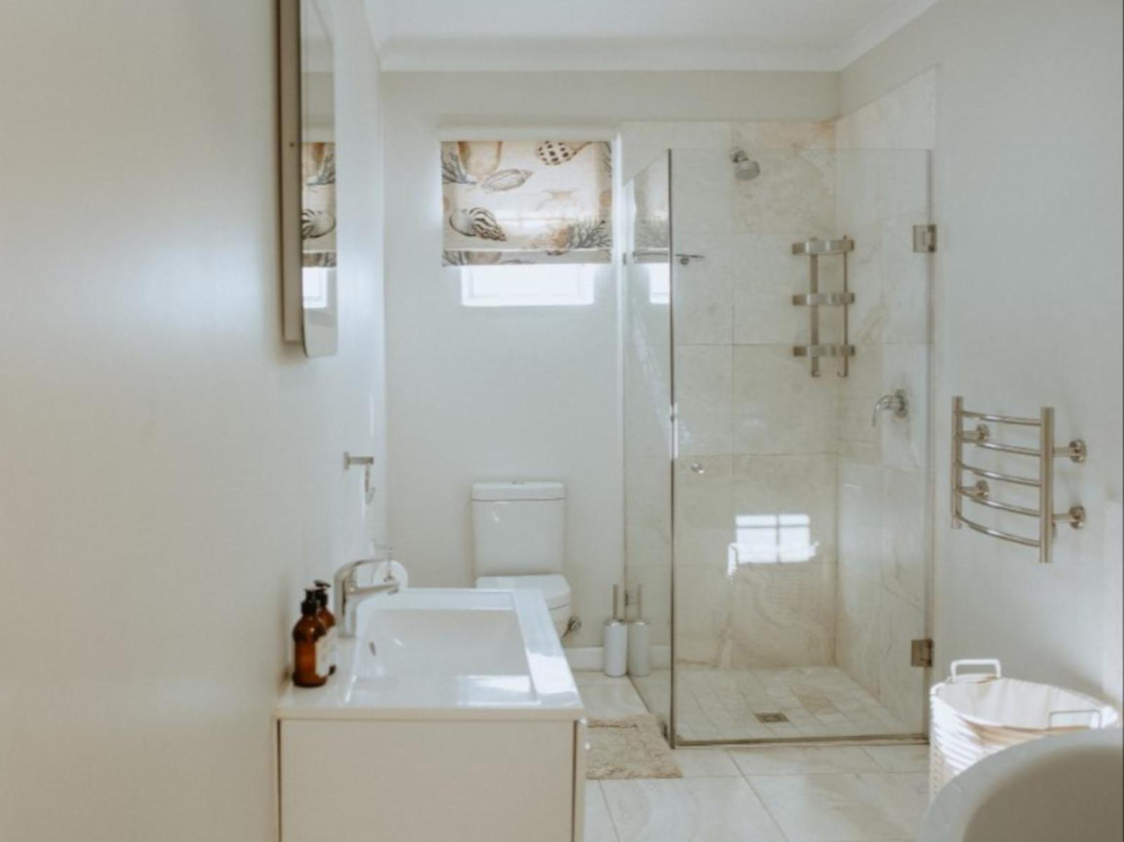 Roomtype 134: Shower Paternoster Rentals