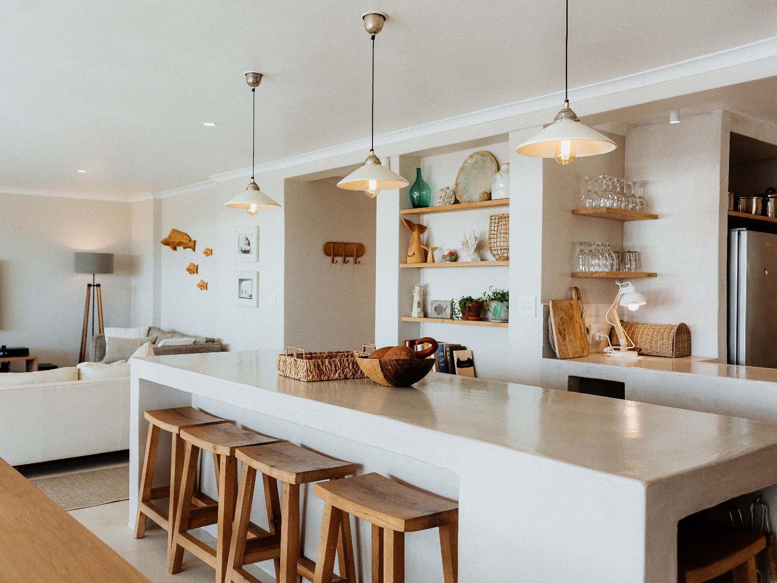 Roomtype 196: Bathroom Paternoster Rentals