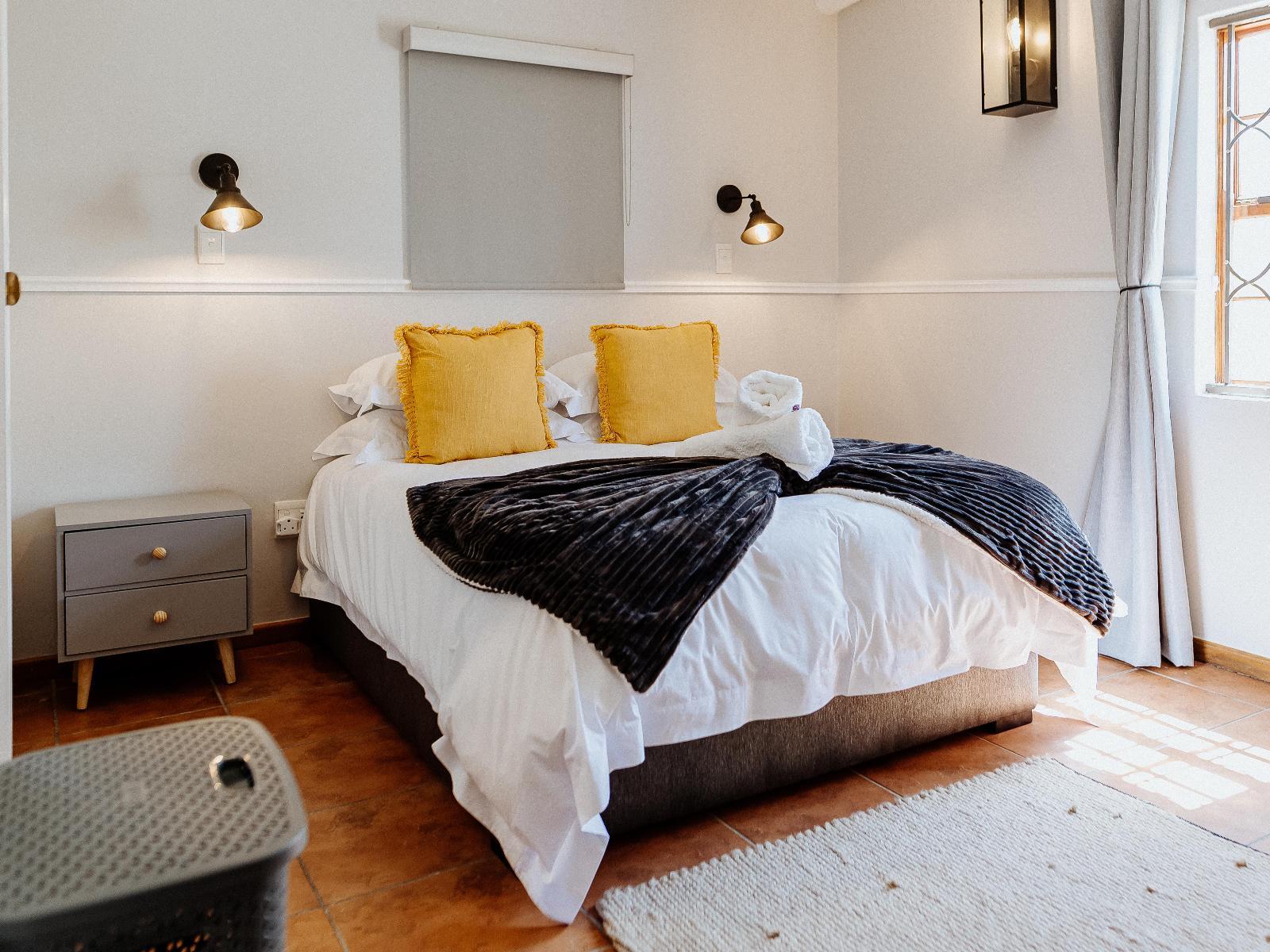 Roomtype 210: Decorative detail Paternoster Rentals