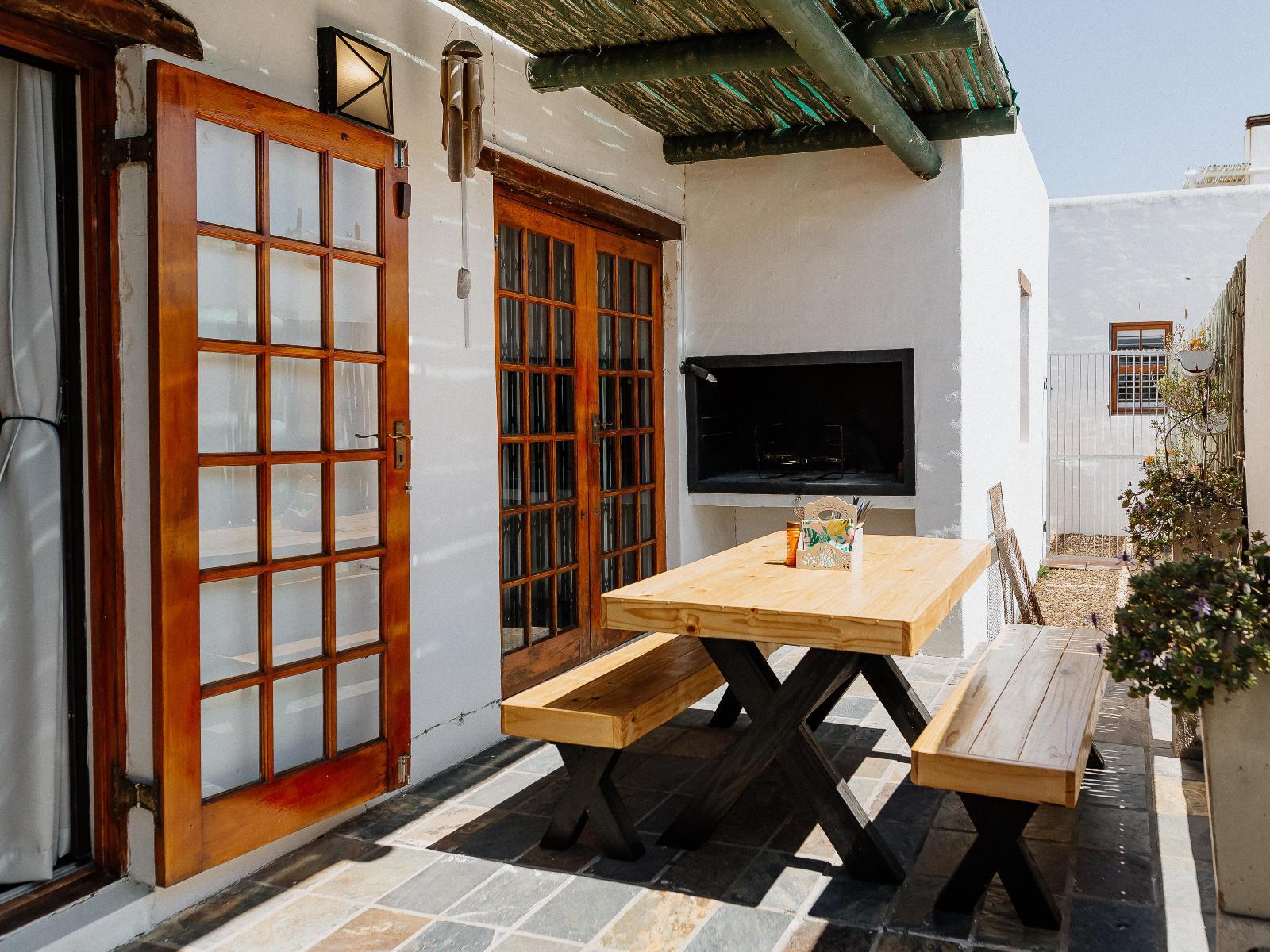 Roomtype 210: Balcony/Terrace Paternoster Rentals
