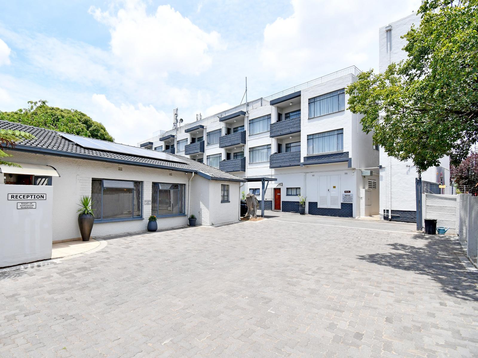 BM Gardens Apartment Hotel