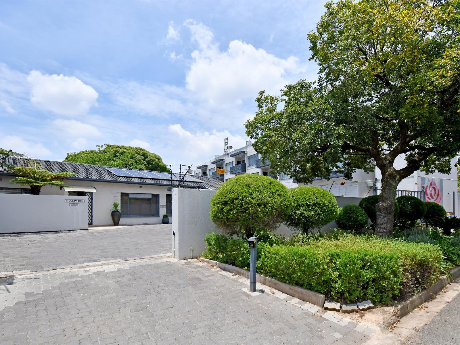 BM Gardens Apartment Hotel