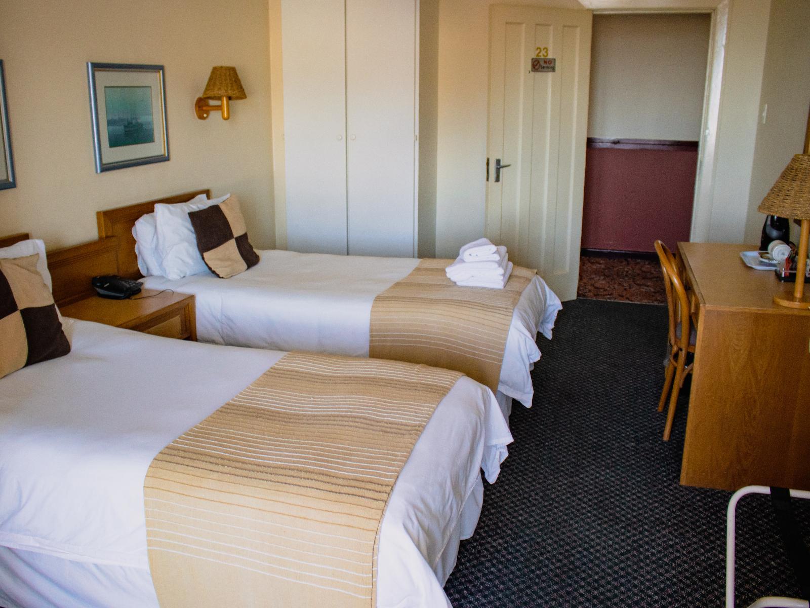 Lamberts Bay Hotel