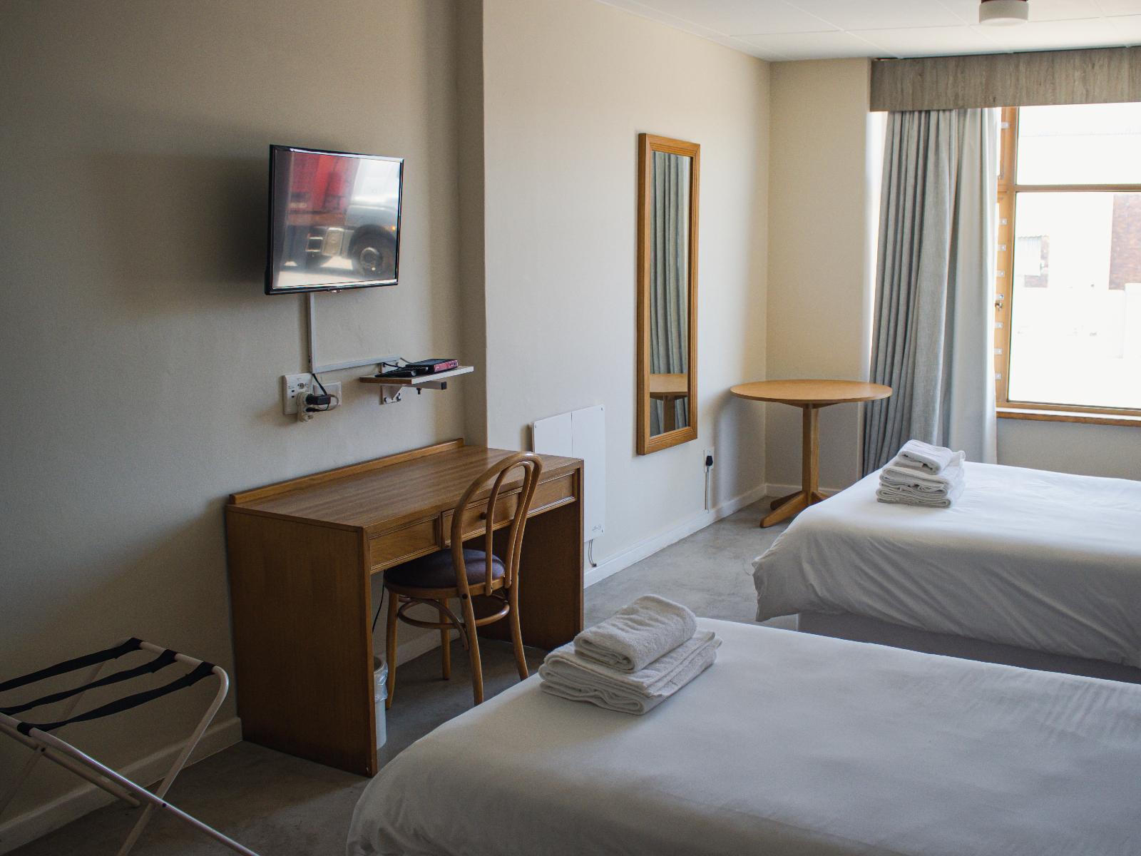 Lamberts Bay Hotel