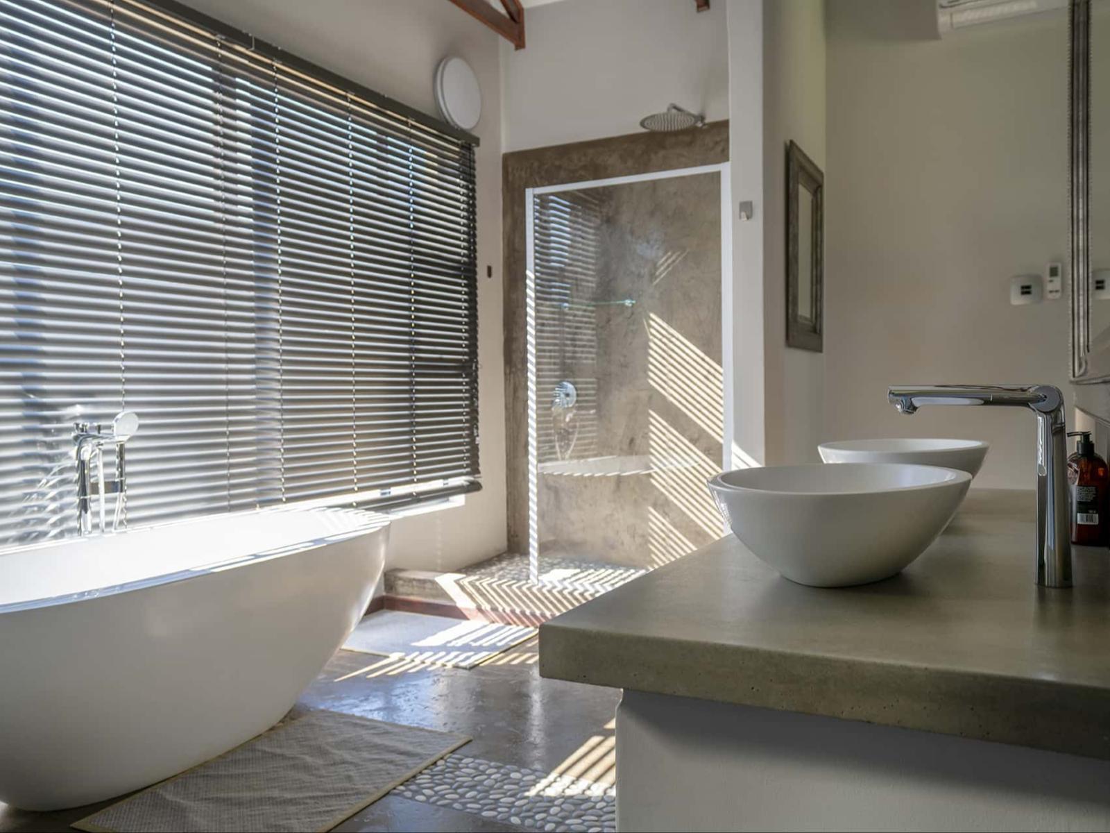 Roomtype 5: Bathroom Quaggasfontein Private Reserve - Karoo
