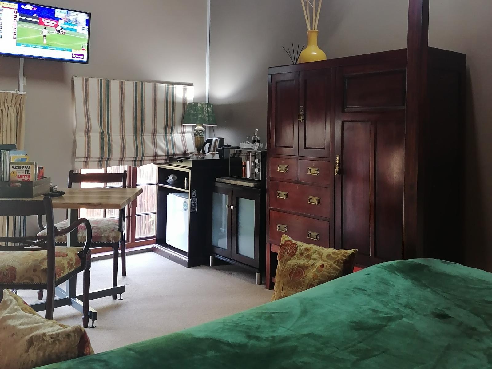 Hawklee Country House