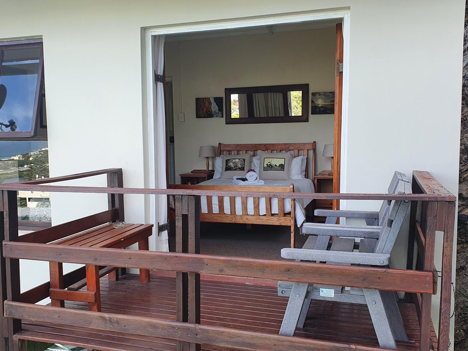 Roomtype 5: Balcony/Terrace The Tops Guest House