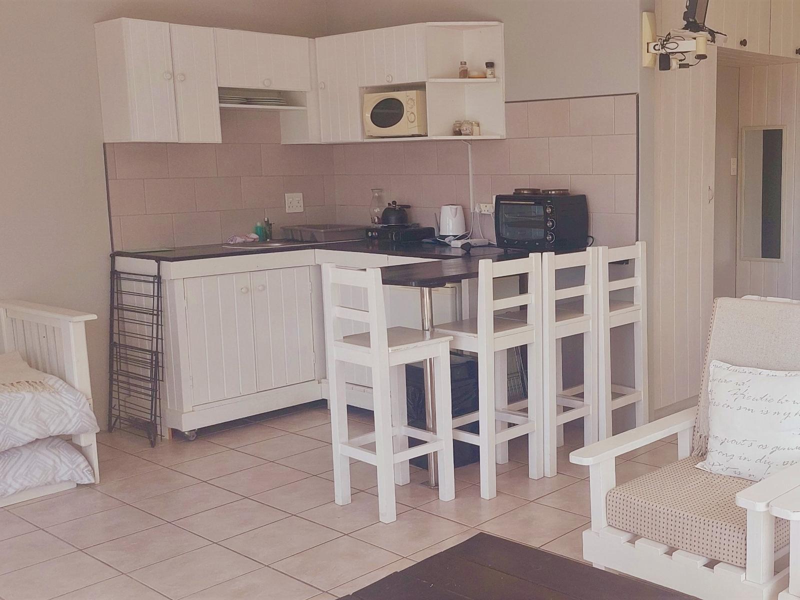 Roomtype 4: Kitchenette The Tops Guest House