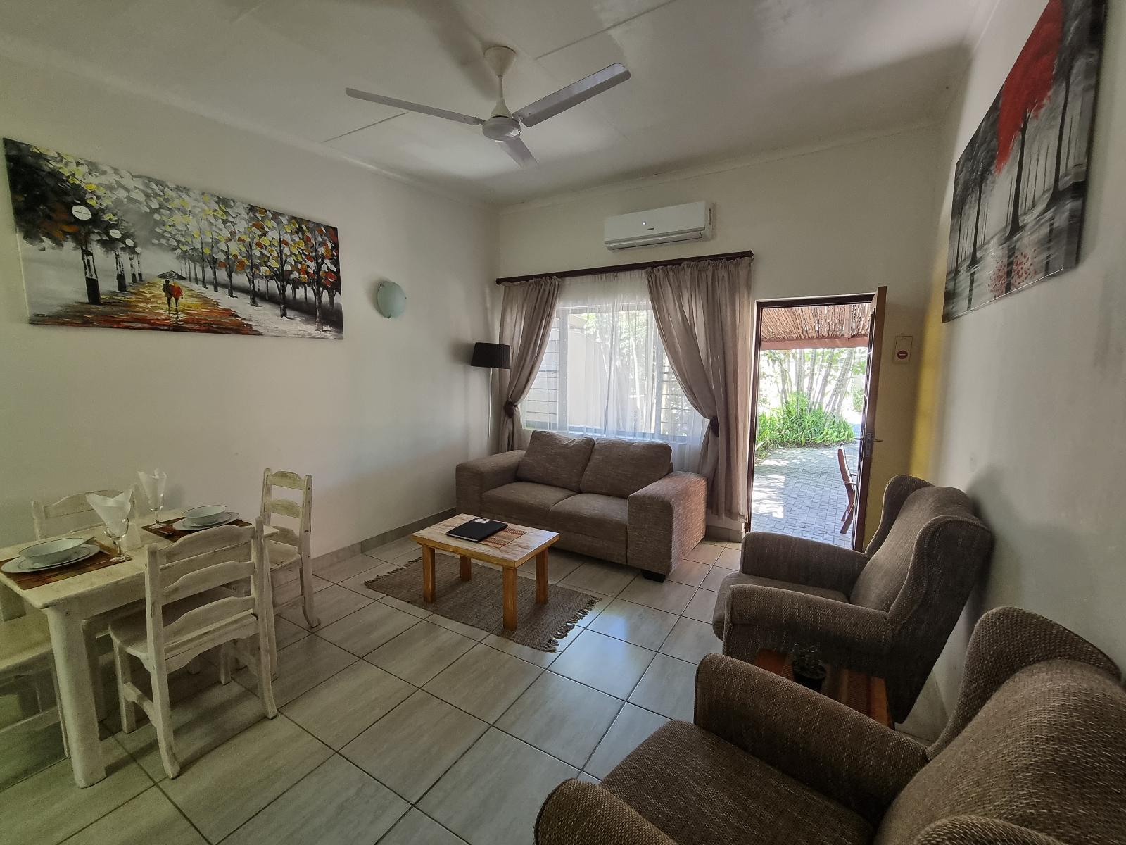 Ndiza Lodge & Cabanas