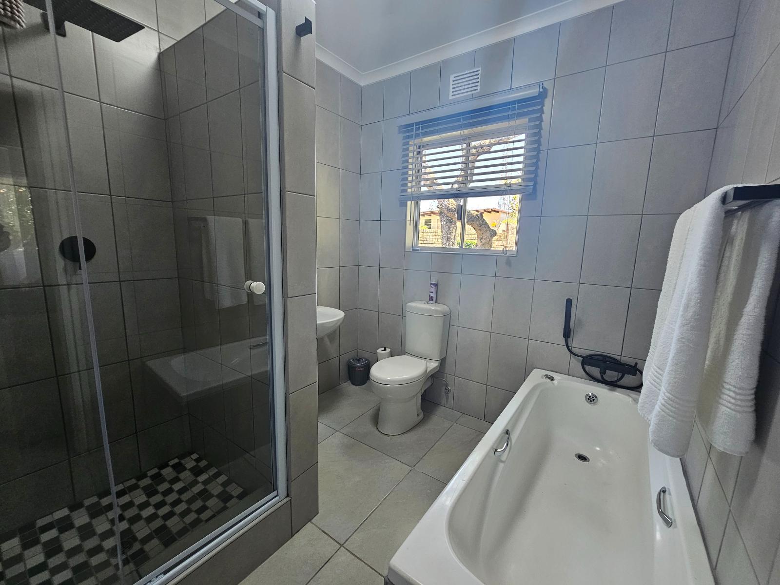 Ndiza Lodge & Cabanas