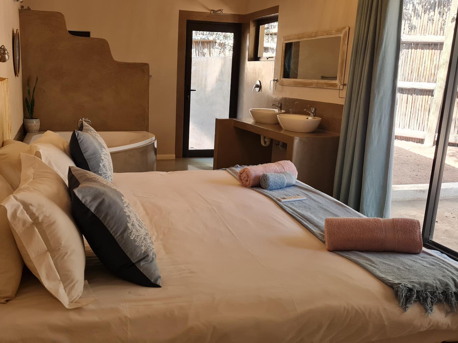 Thornhill Safari Lodge