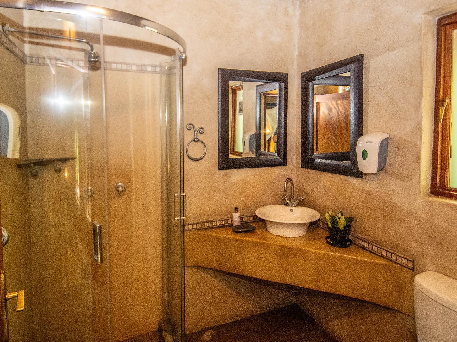 Thornhill Safari Lodge