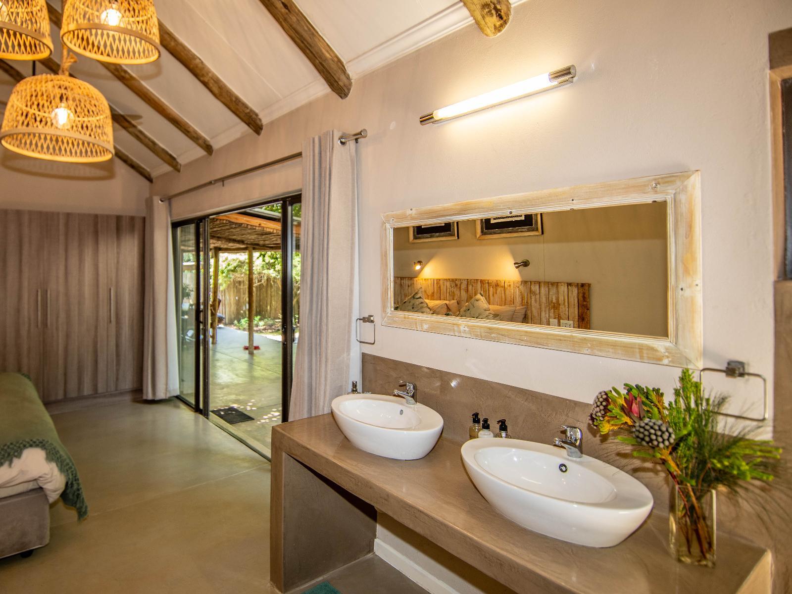 Thornhill Safari Lodge