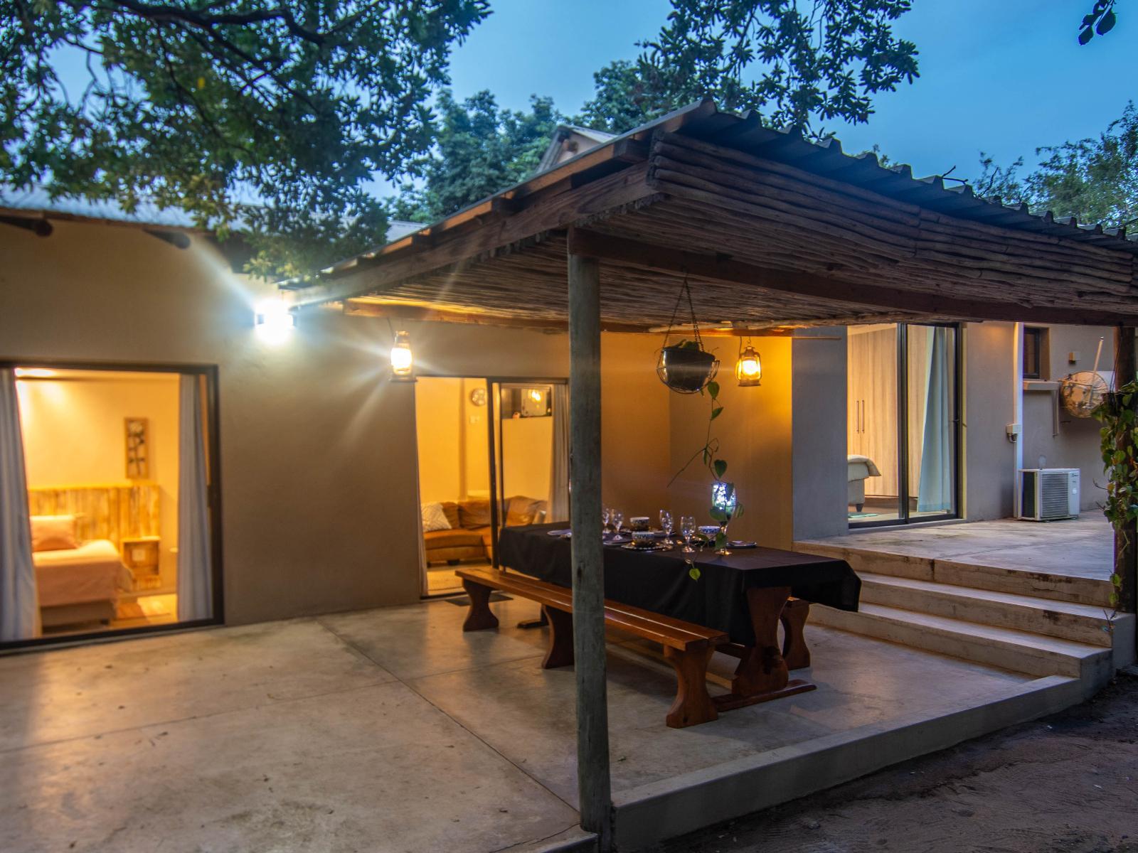 Thornhill Safari Lodge